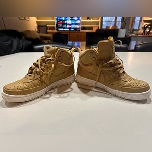 Nike Court Vision Mid